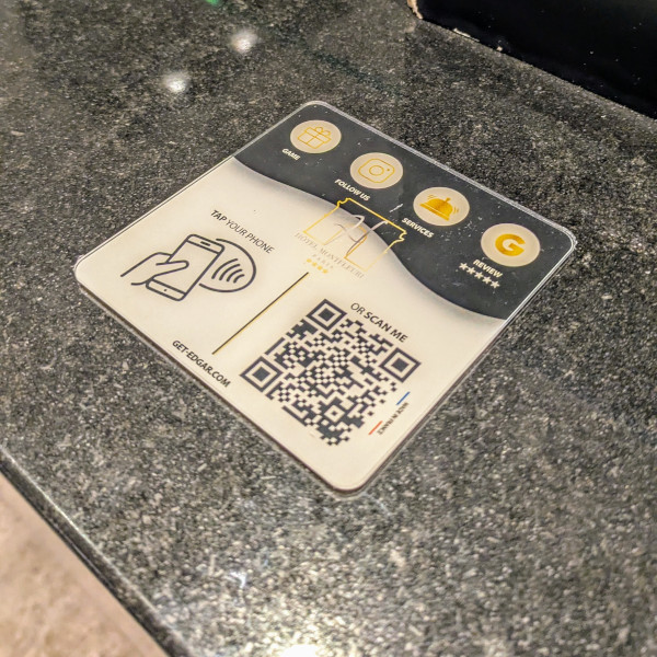 plaque-nfc-qr-code-03
